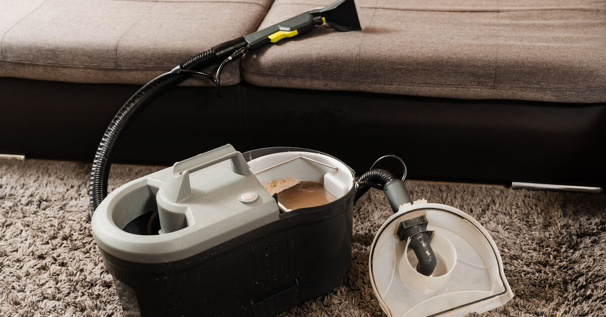 Home carpet extractor ready for deep cleaning.