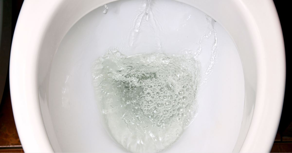 Професионално ръководство за почистване на тоалетни: Край на петната и миризмите