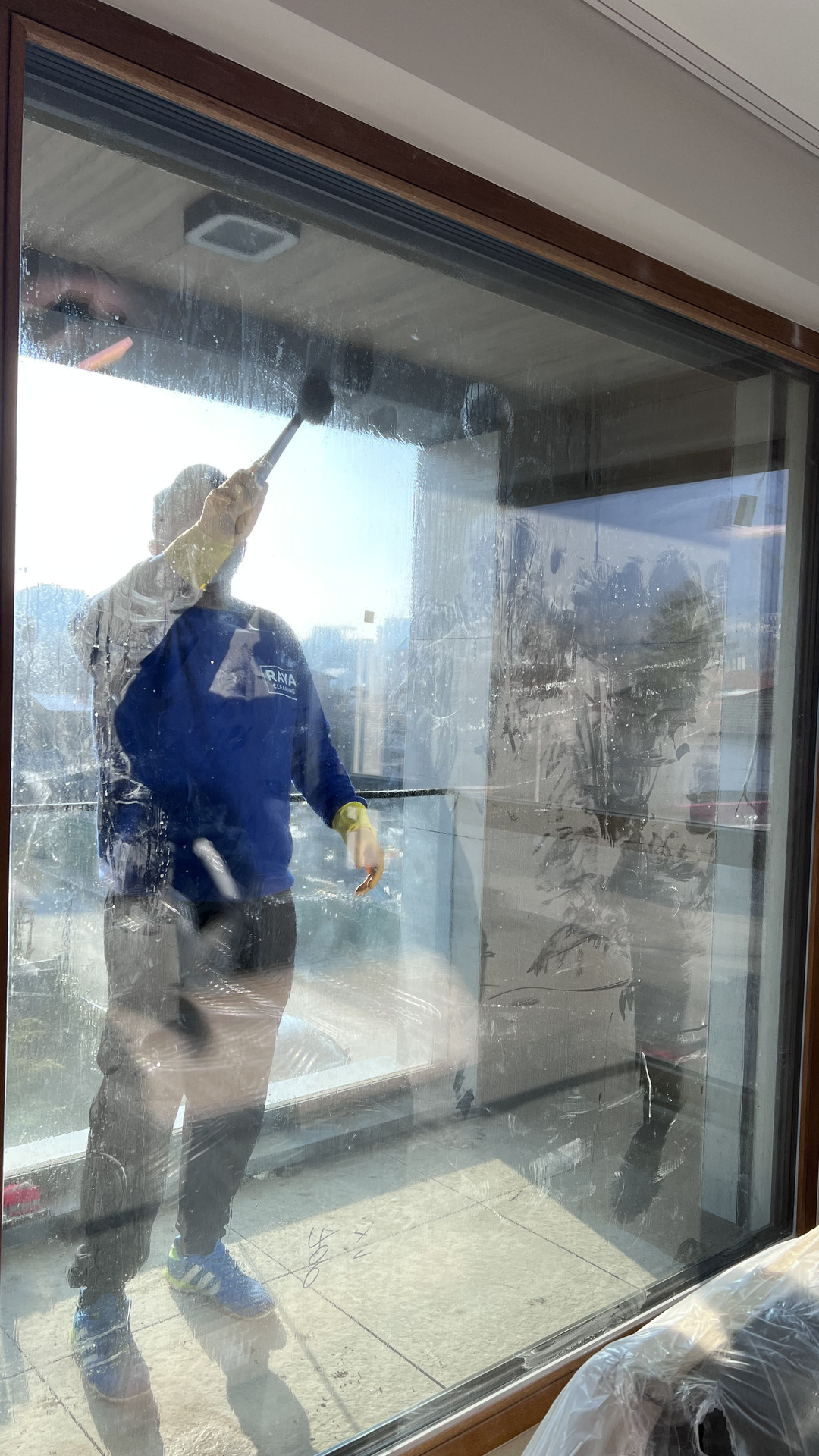 Before photo for Почистване на прозорци