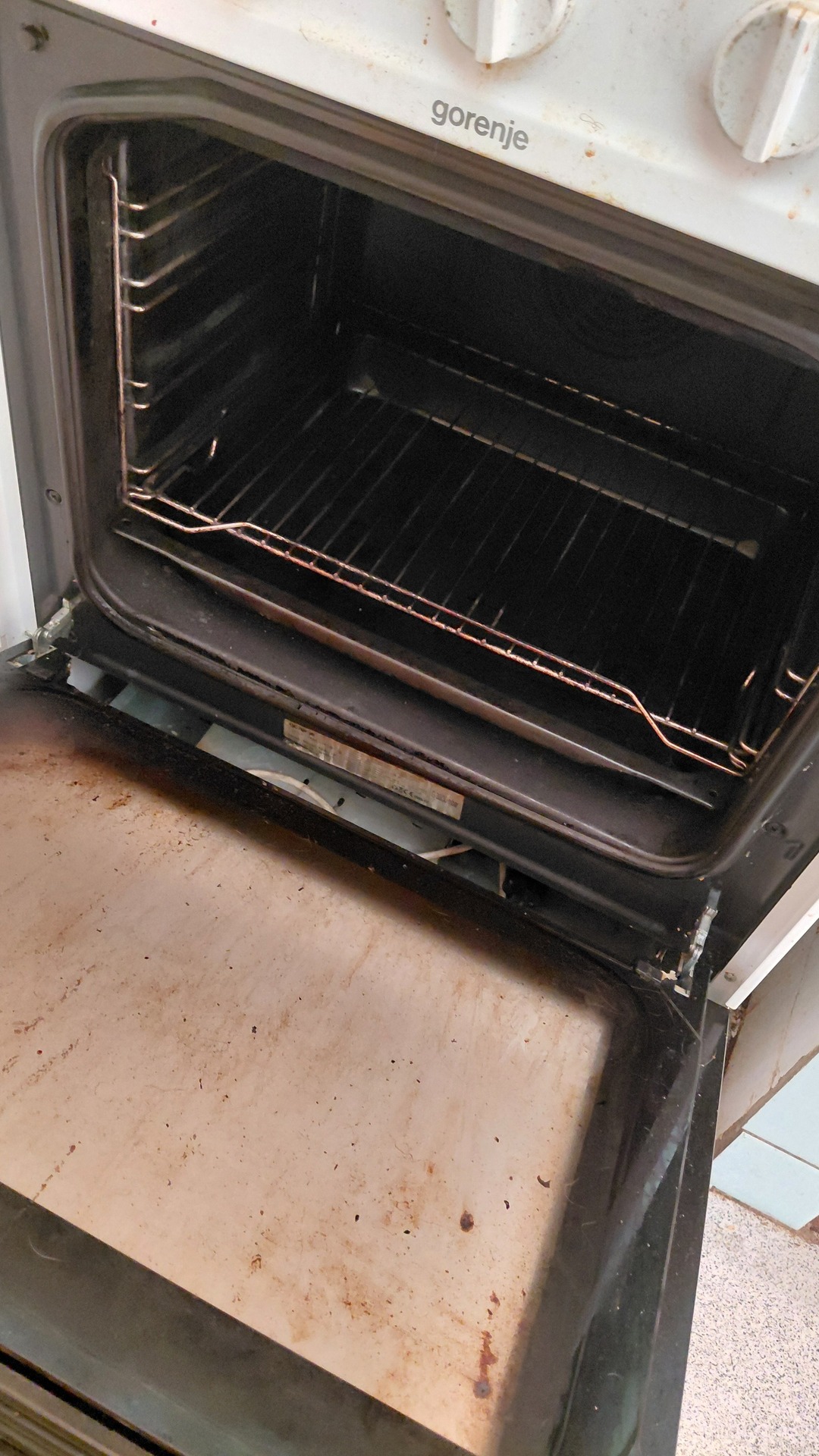 Before photo for Почистване на фурна и хладилник