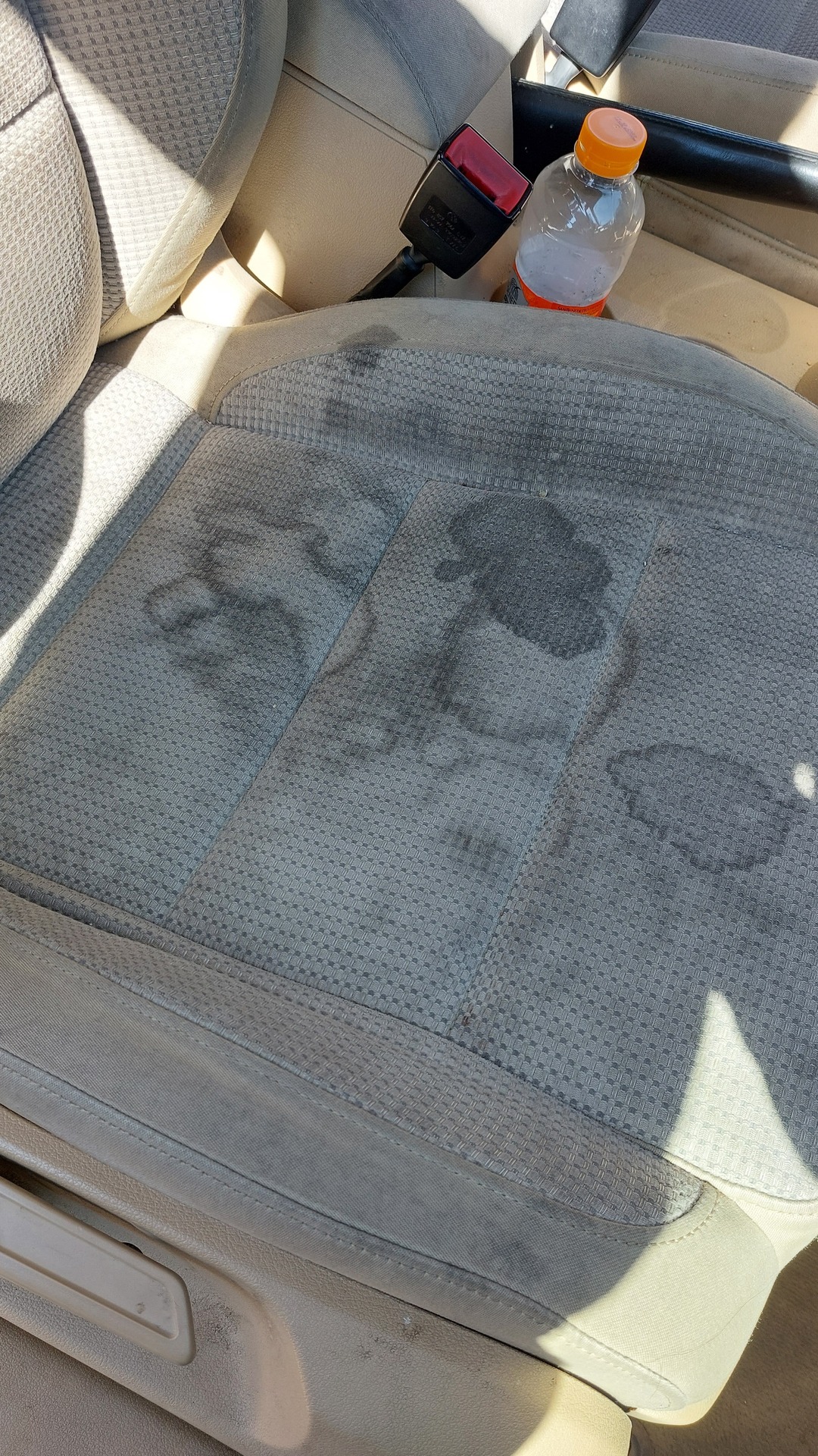 Before photo for Пране на тапицерия на коли